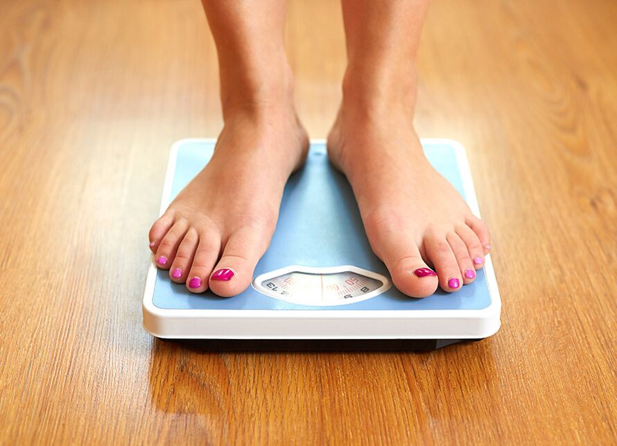 The numbers on the scales will satisfy you if you follow the rules of a healthy diet. 