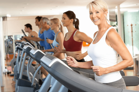 Cardio training on a treadmill will help you lose weight in your stomach and hips